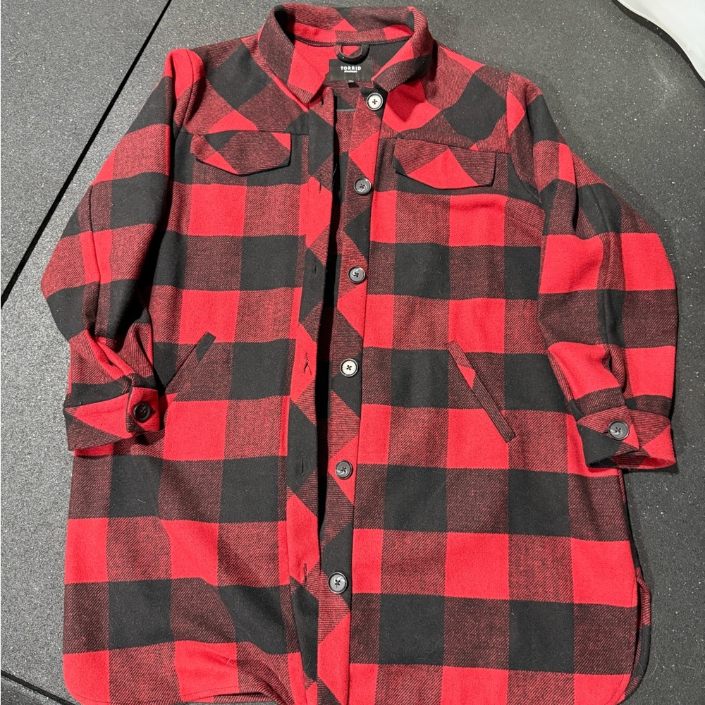 ❤️ Torrid Red & Black Buffalo Plaid Shacket – Size 3 (3X)